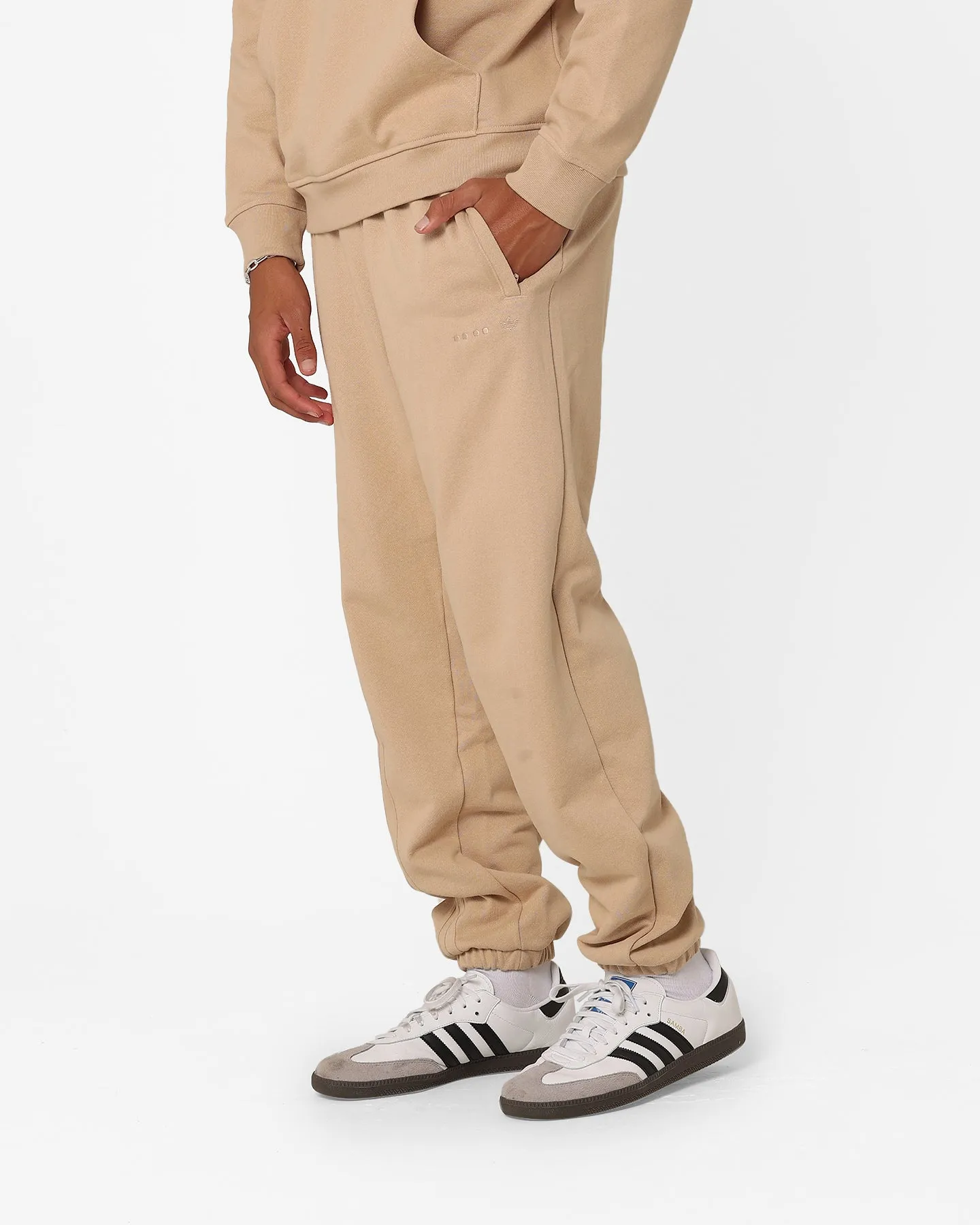 Adidas City Essential Sweat Pants Magbei