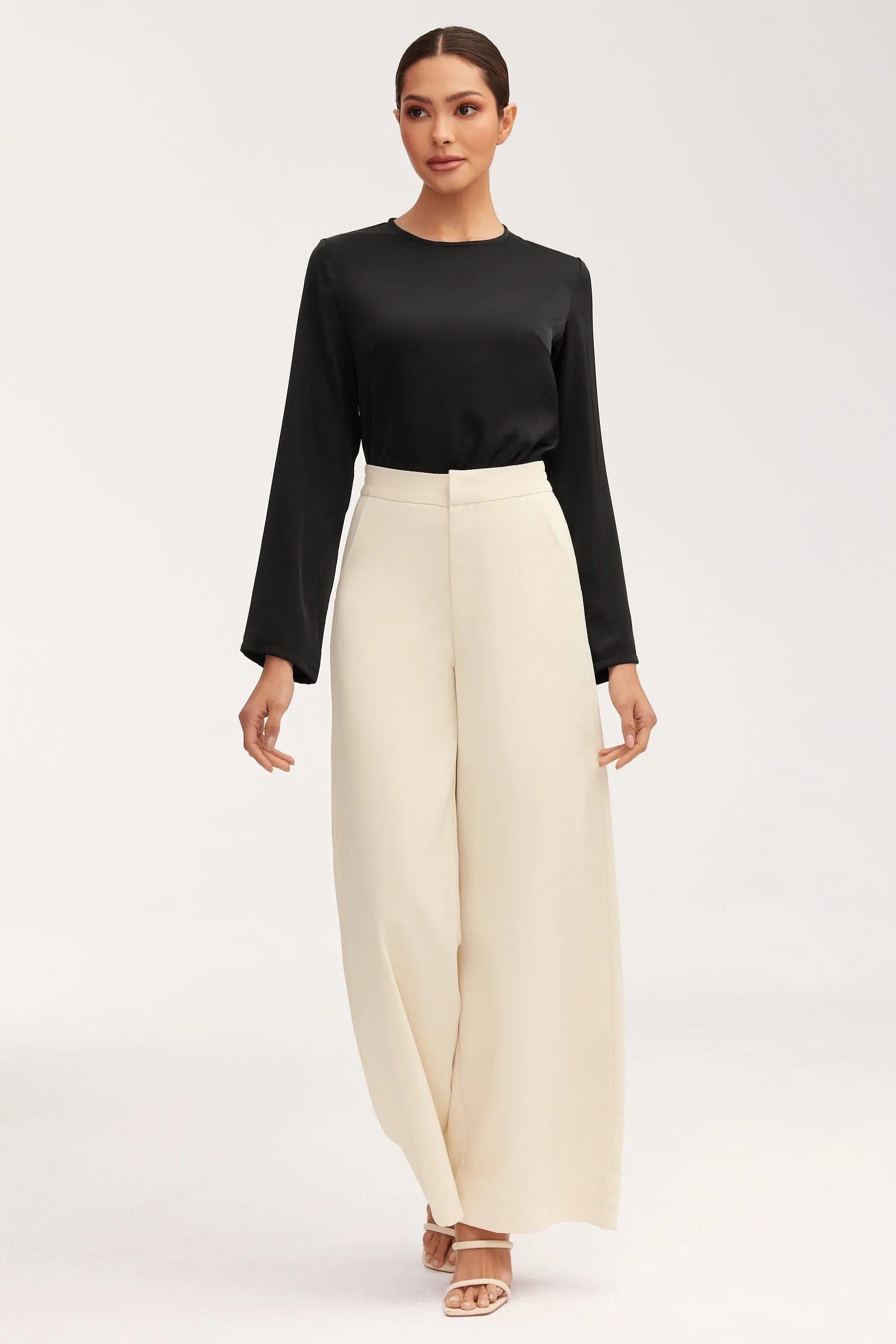 Essential Ultra Wide Leg Pants - Off White