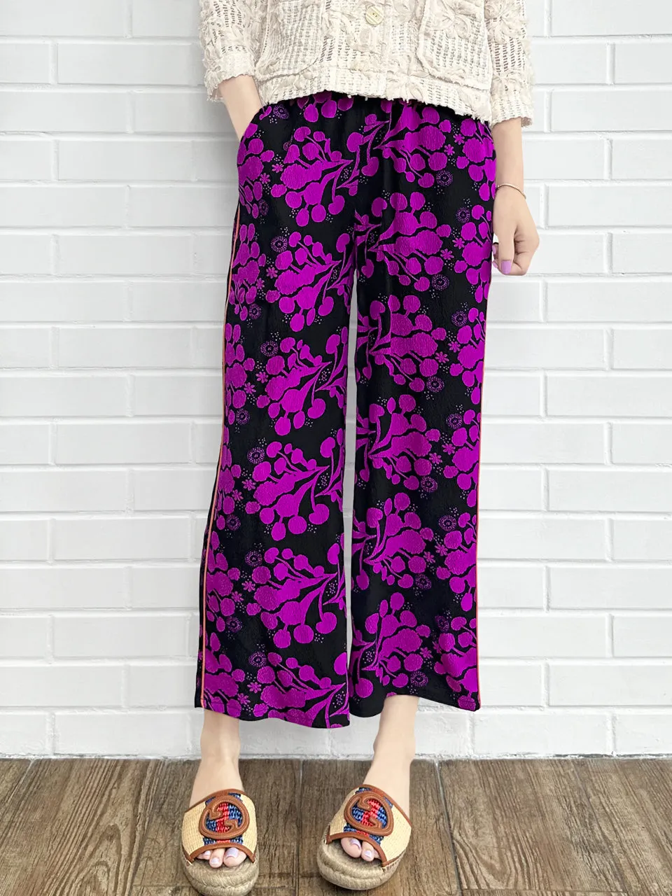 Last Chance! Fuchsia Blooming Petal Contrast Piping Silky Cropped Trousers