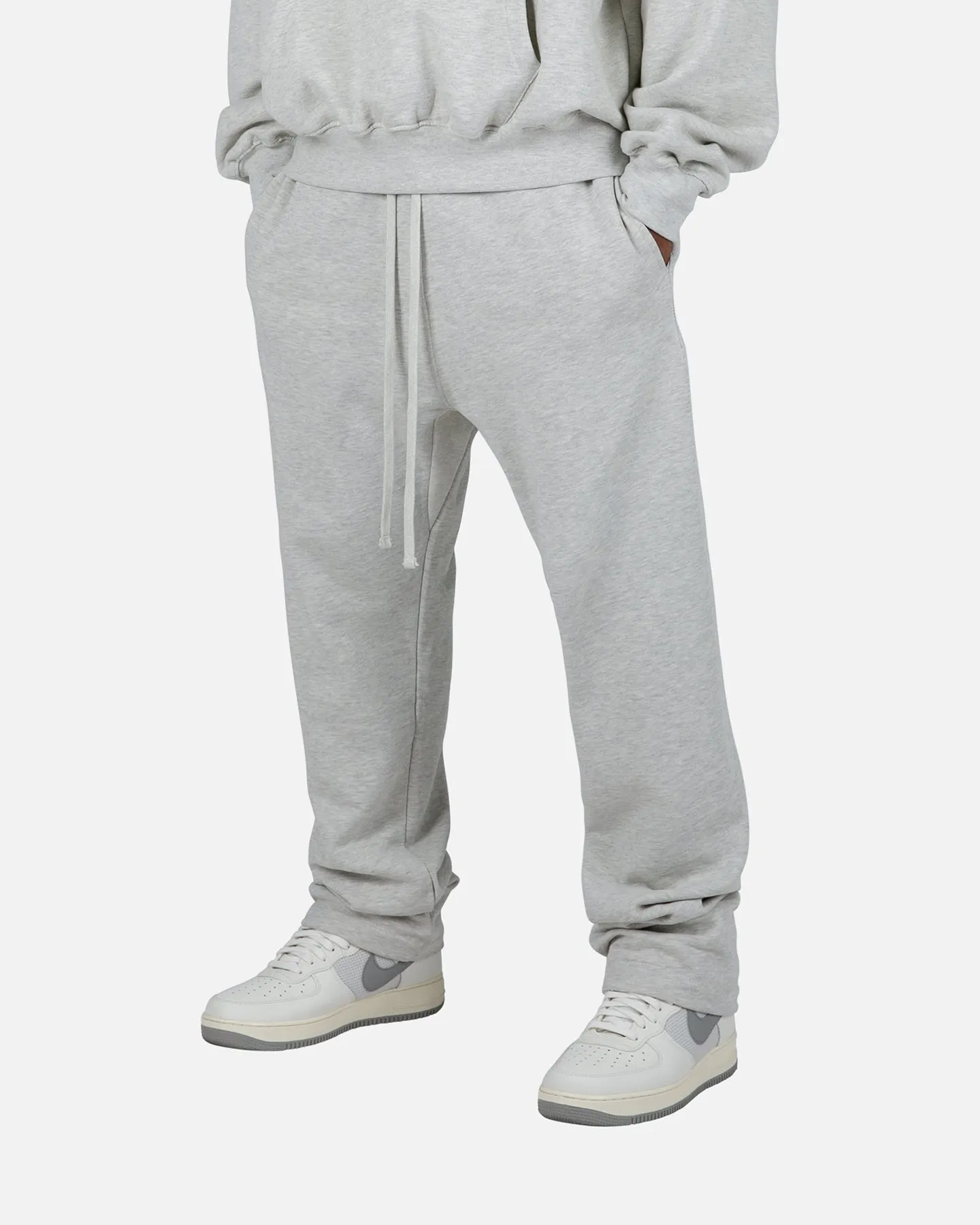 MNML Relaxed Everyday Sweatpants Grey