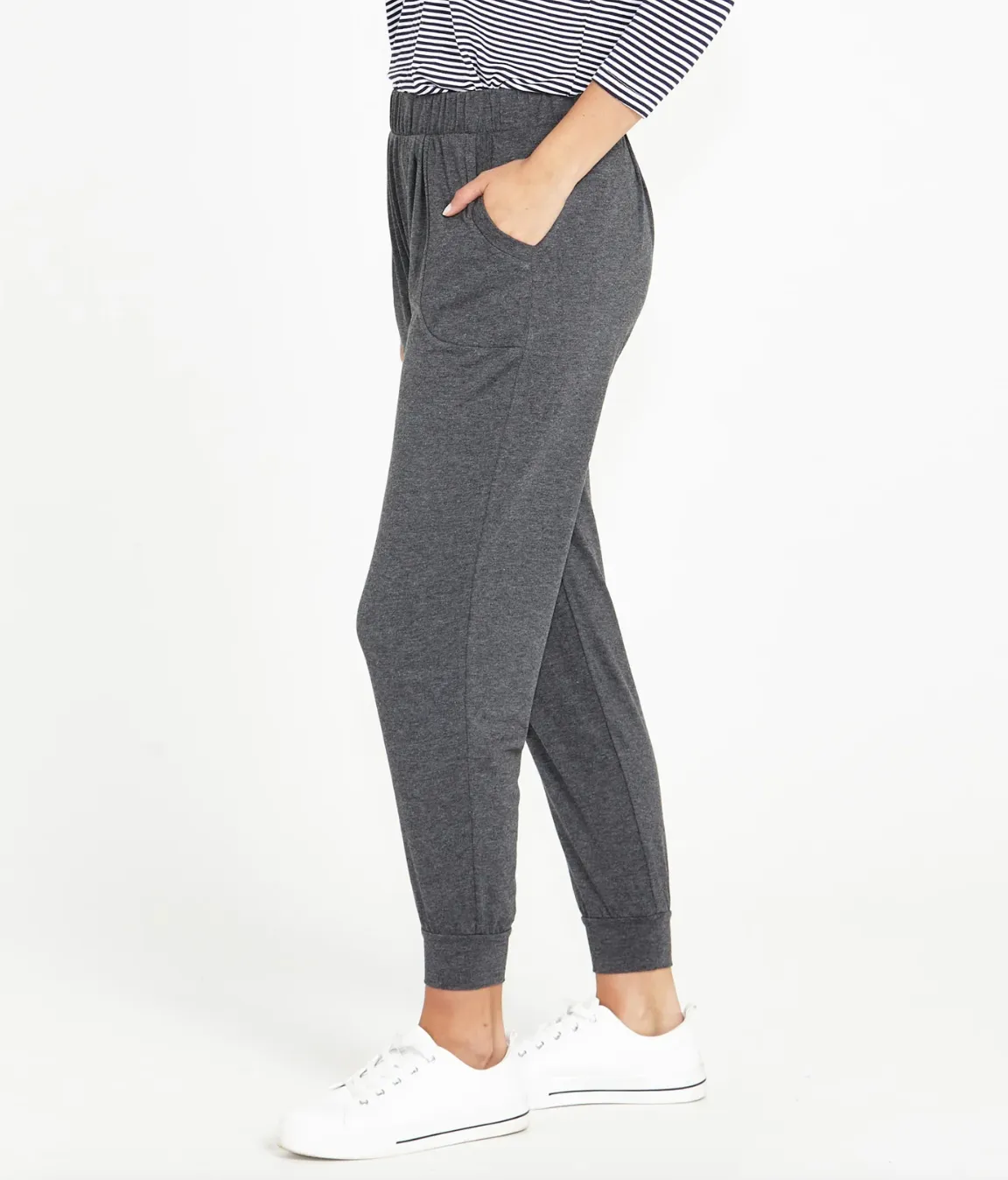 Paris Pant by Betty Basics - Charcoal