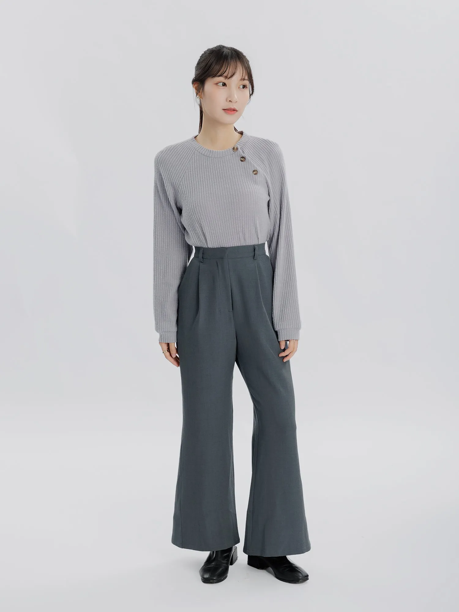 Petal Back Slit Bootcut Pants