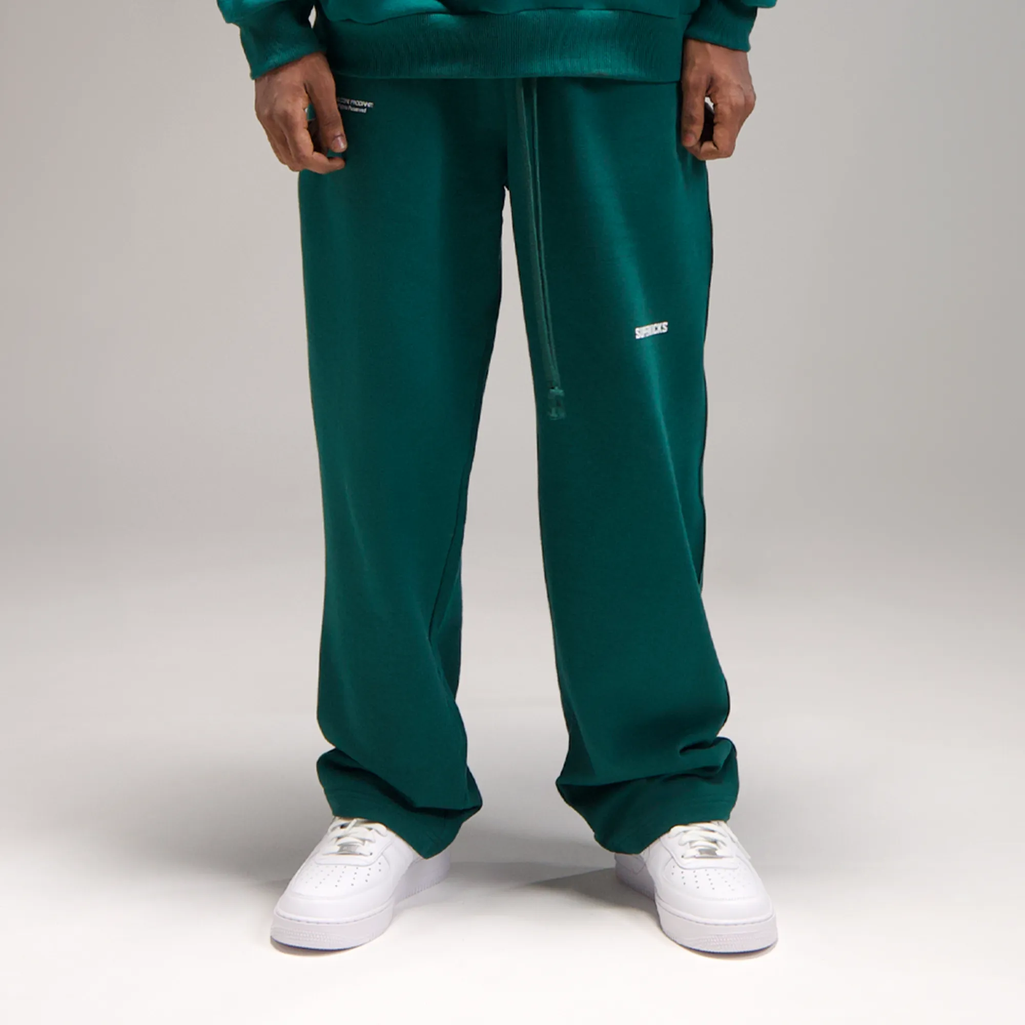 Superkicks | CORE 3.0 UNISEX SWEATPANT “GREEN”